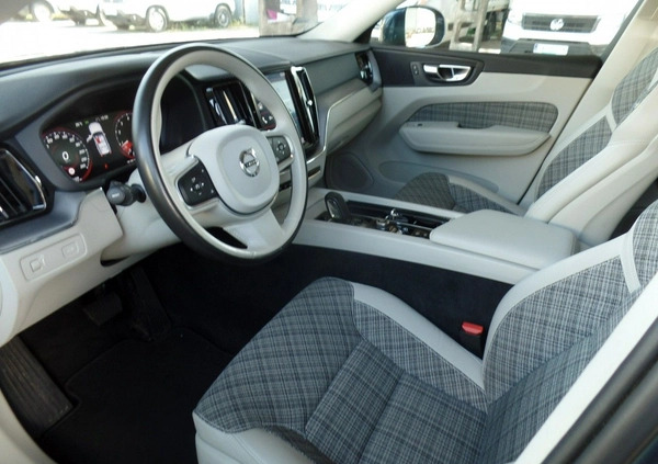 Volvo XC 60 cena 162600 przebieg: 71509, rok produkcji 2020 z Szlichtyngowa małe 277